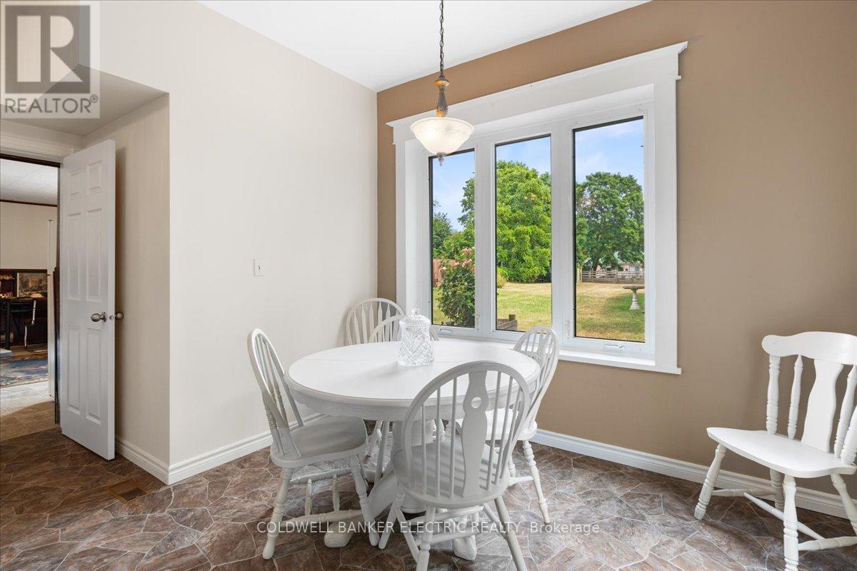 79 Doxsee Avenue N, Trent Hills (Campbellford), Ontario  K0L 1L0 - Photo 8 - X12255601