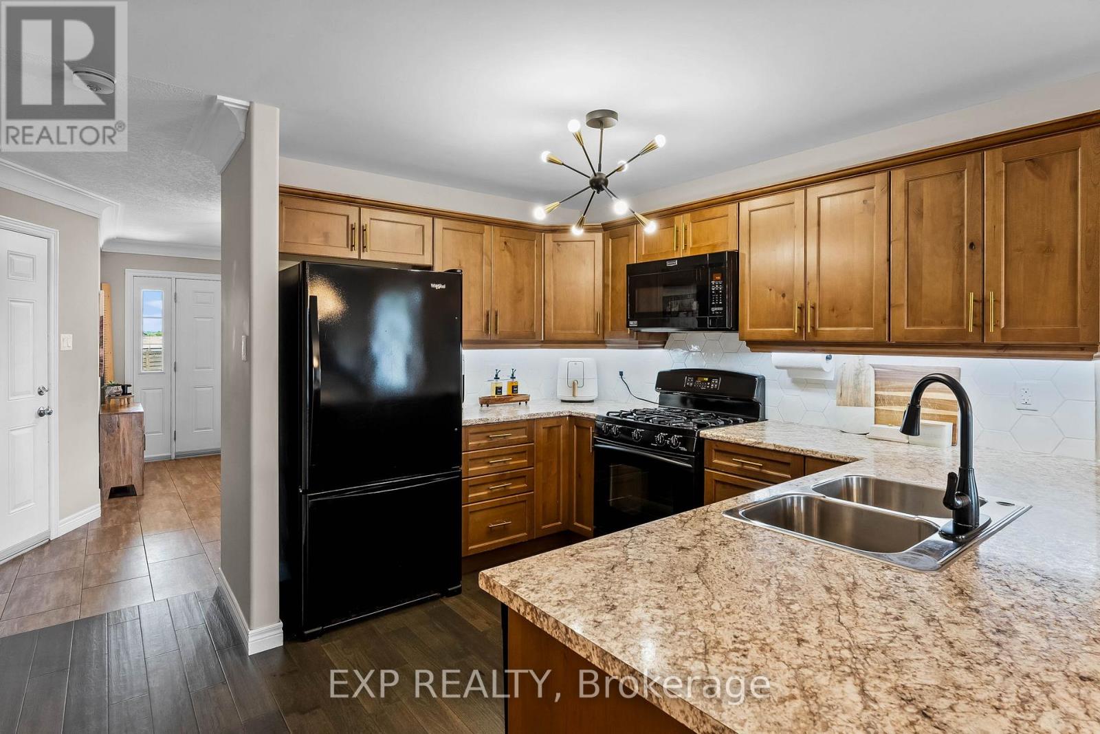 18 Noah Lane, Asphodel-Norwood, Ontario  K0L 2V0 - Photo 10 - X12255727