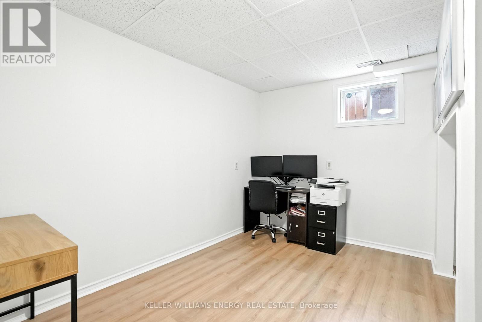 760 Hemlock Street, Peterborough North (South), Ontario  K9H 7P2 - Photo 20 - X12255963