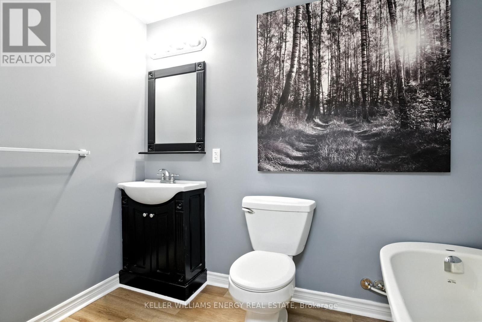 760 Hemlock Street, Peterborough North (South), Ontario  K9H 7P2 - Photo 22 - X12255963