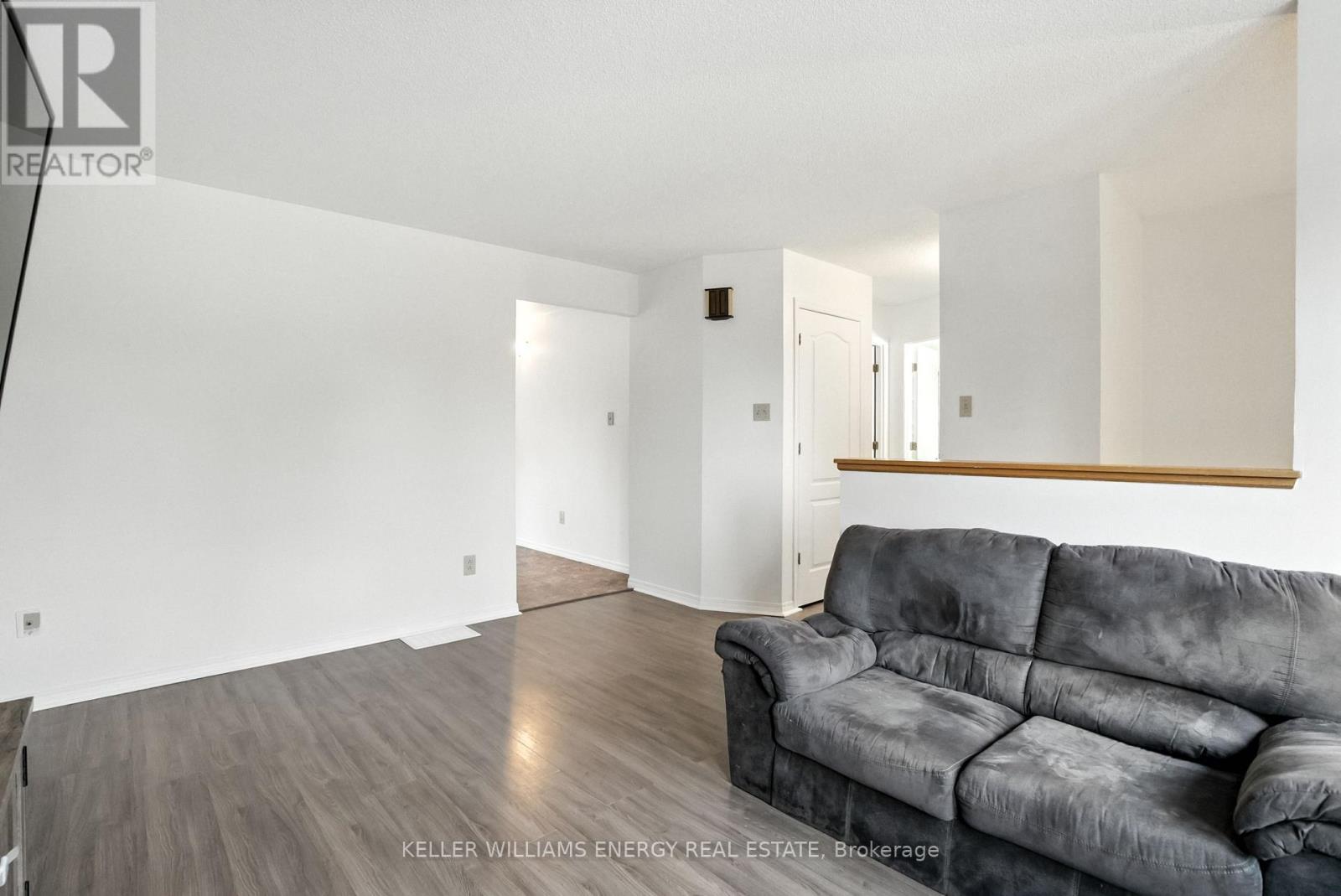 760 Hemlock Street, Peterborough North (South), Ontario  K9H 7P2 - Photo 6 - X12255963