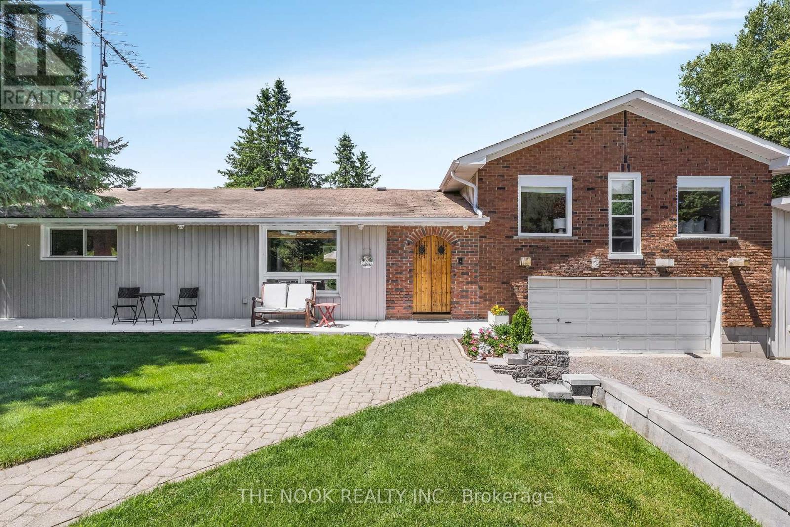 201 Ski Hill Road, Kawartha Lakes (Manvers), Ontario  L0A 1A0 - Photo 4 - X12255968