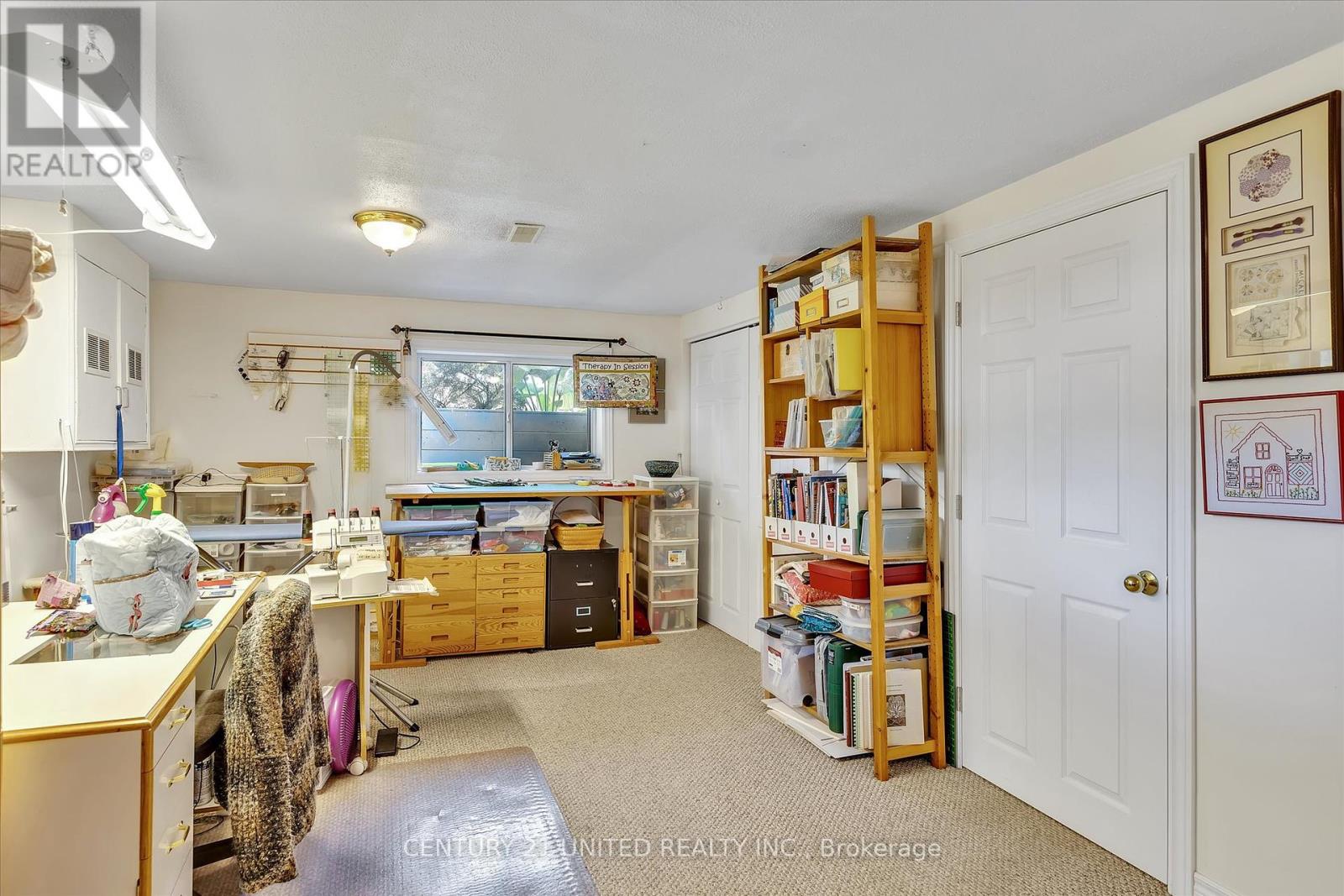 236 Lee Street, Peterborough North (South), Ontario  K9H 5P1 - Photo 19 - X12256031
