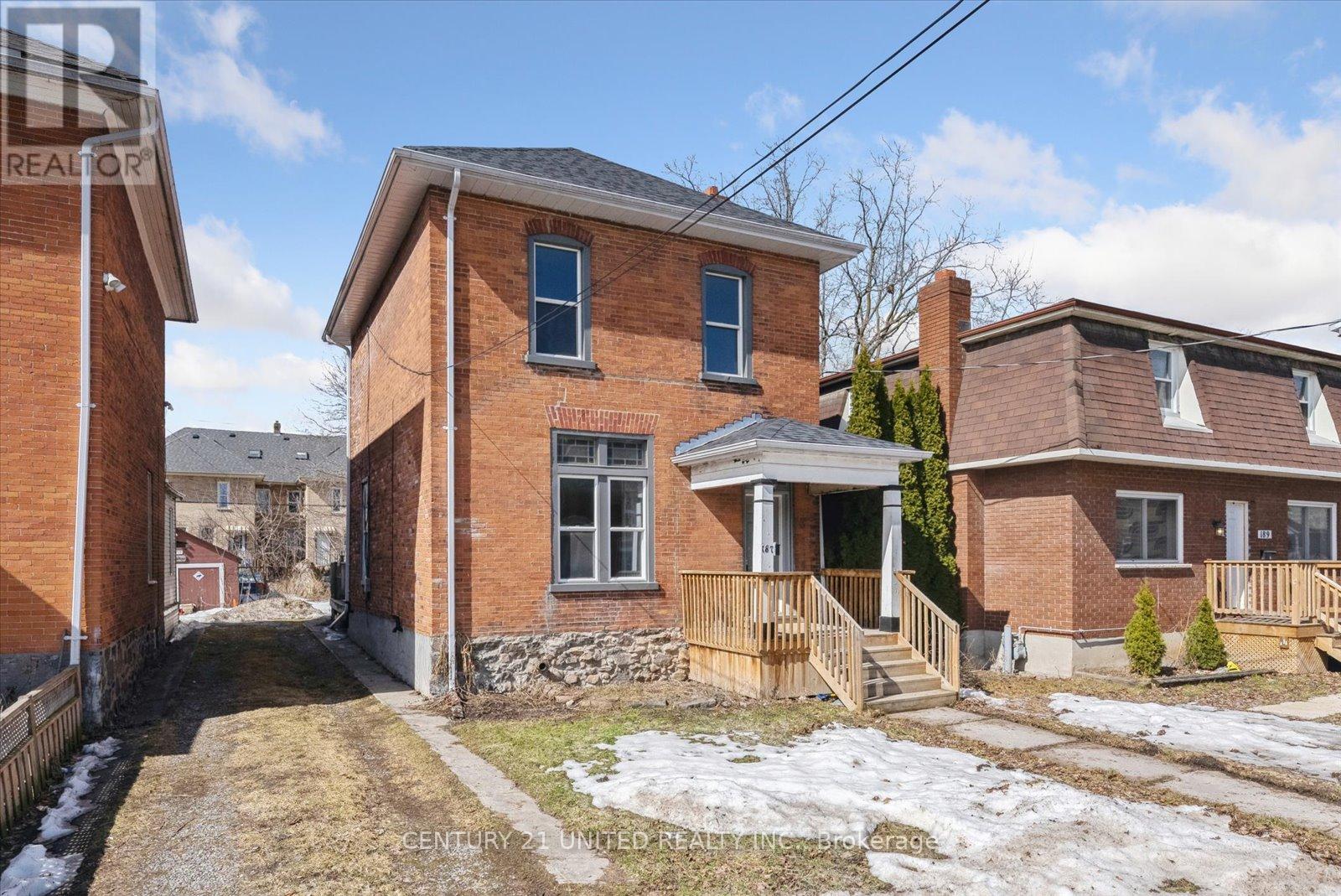 187 Stewart Street, Peterborough Central (South), Ontario  K9J 3M4 - Photo 2 - X12256078