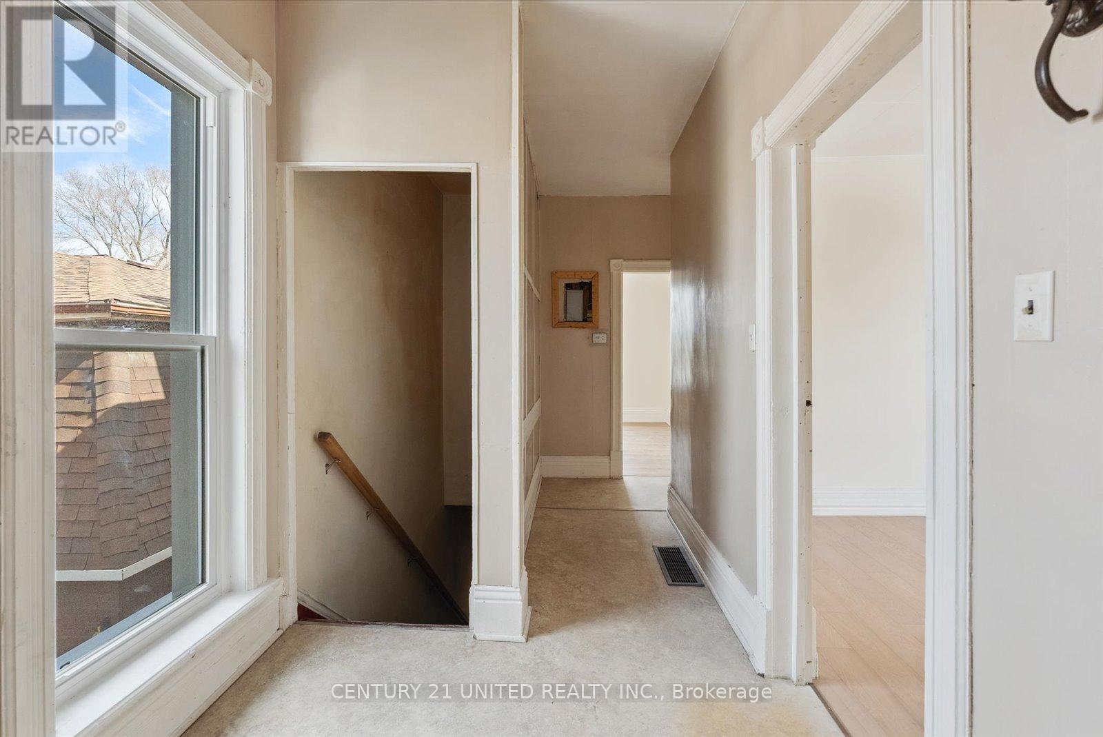 187 Stewart Street, Peterborough Central (South), Ontario  K9J 3M4 - Photo 23 - X12256078