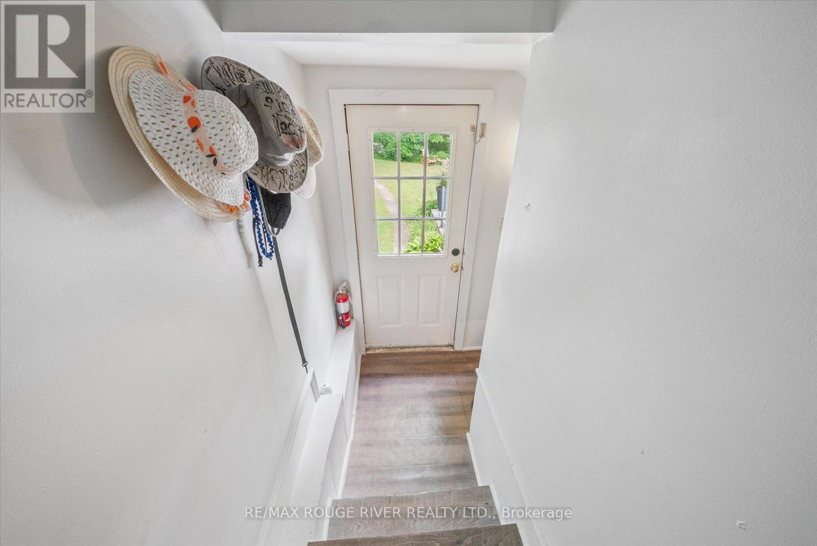 38 King Street W, Cavan Monaghan (Millbrook Village), Ontario  L0A 1G0 - Photo 27 - X12256088