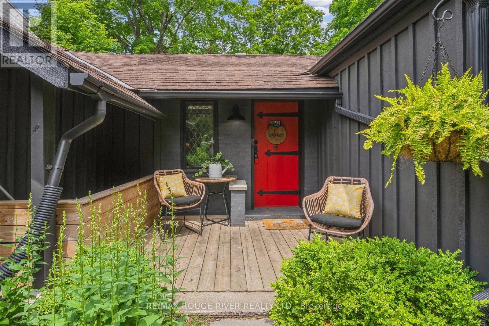 38 King Street W, Cavan Monaghan (Millbrook Village), Ontario  L0A 1G0 - Photo 4 - X12256088