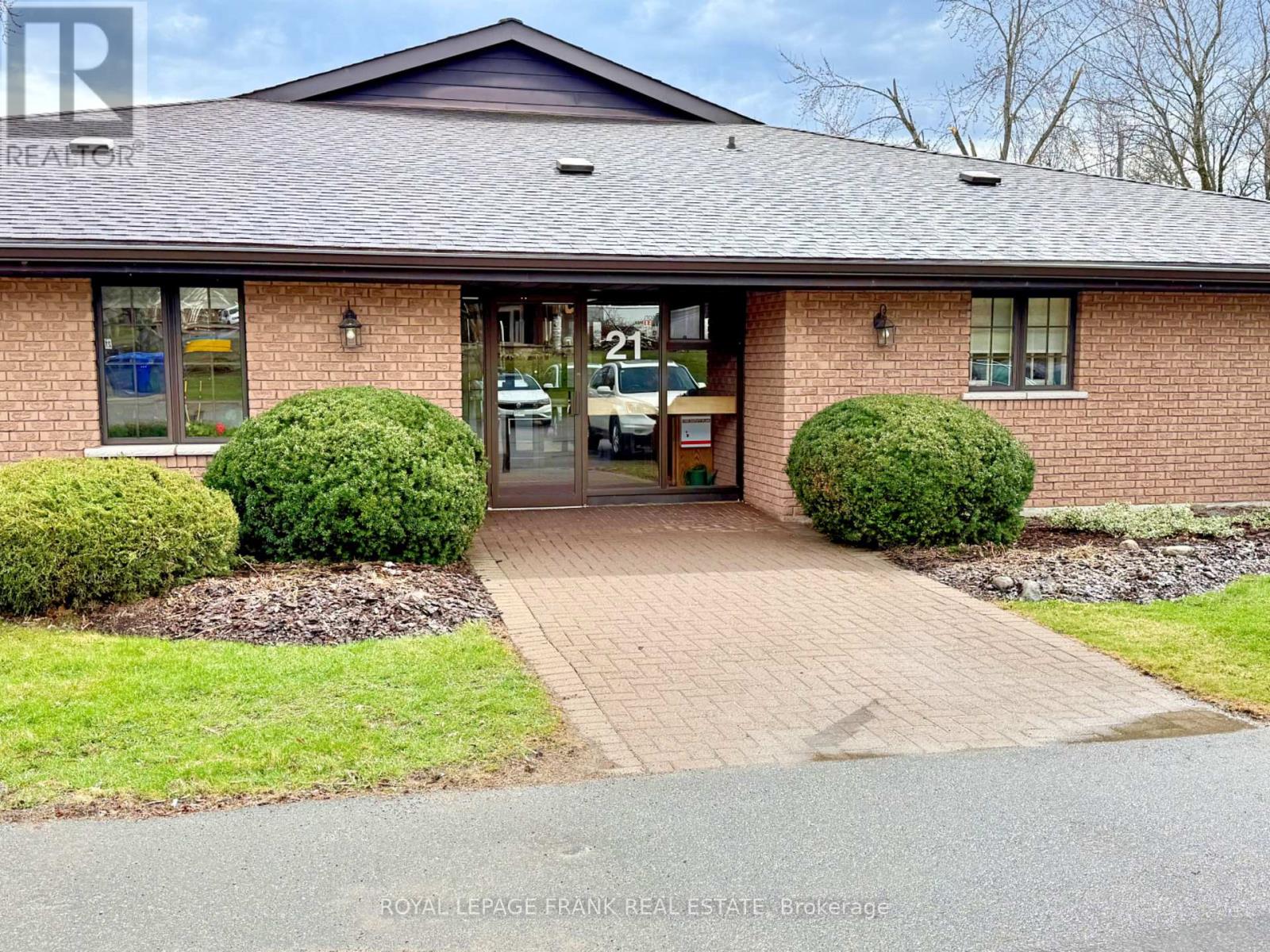 1 - 21 Paddock Wood, Peterborough East (North), Ontario  K9H 7H2 - Photo 1 - X12256290