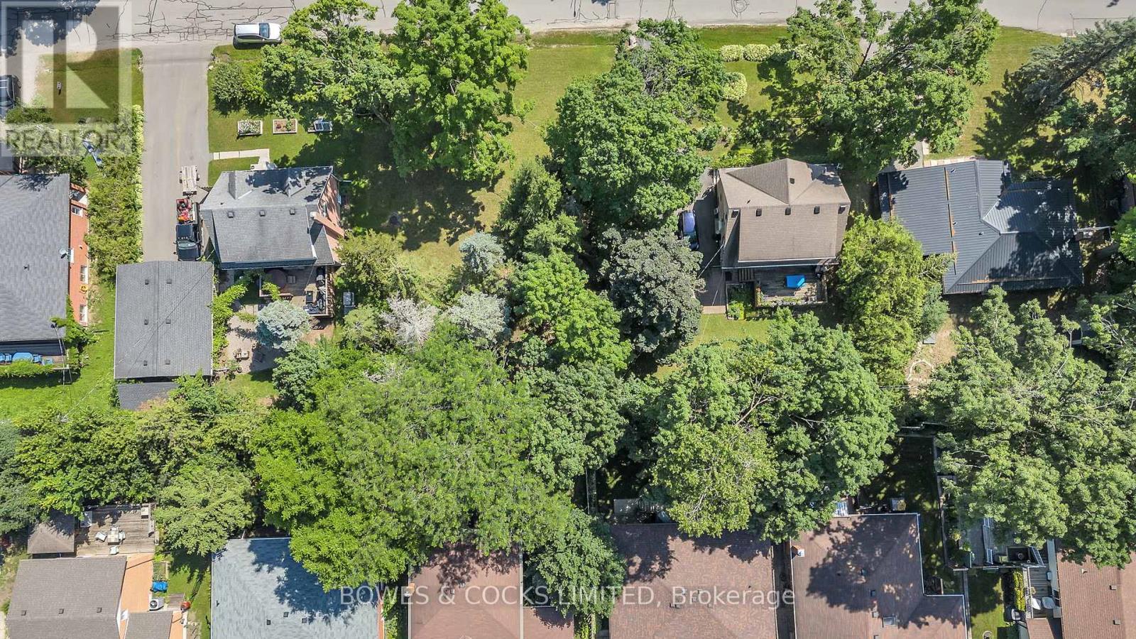 125 Greenhill Drive, Peterborough West (Central), Ontario  K9J 6E2 - Photo 6 - X12256393
