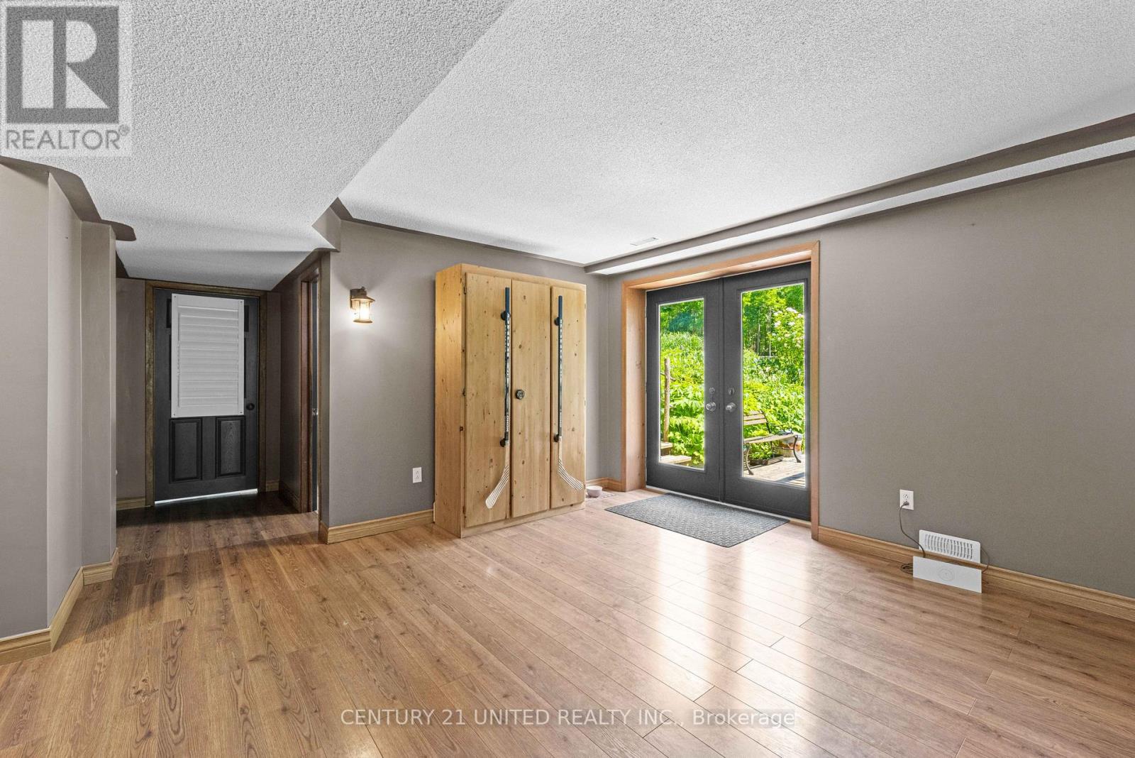 2021 Camp Line Road, Douro-Dummer, Ontario  K0L 2H0 - Photo 20 - X12256499