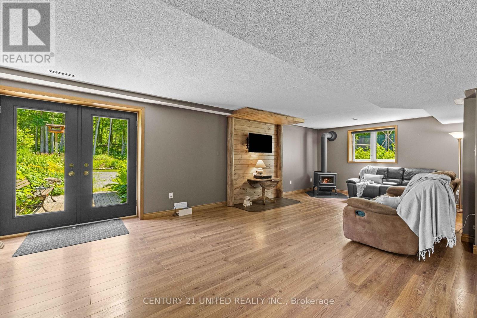 2021 Camp Line Road, Douro-Dummer, Ontario  K0L 2H0 - Photo 24 - X12256499