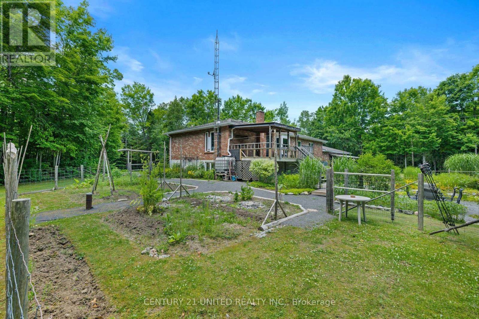 2021 Camp Line Road, Douro-Dummer, Ontario  K0L 2H0 - Photo 33 - X12256499