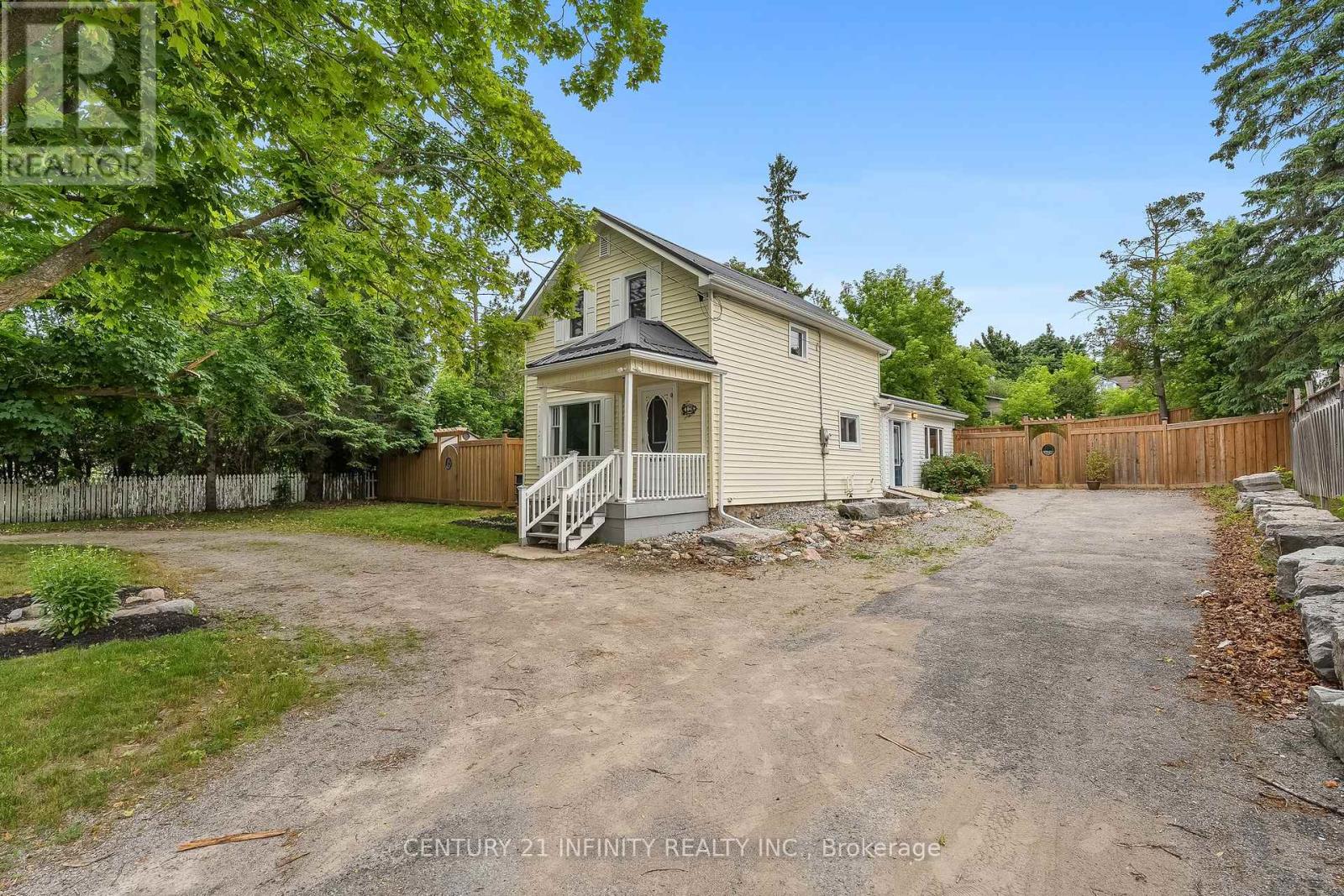 128 Glengarry Road, Kawartha Lakes (Manvers), Ontario  L0A 1A0 - Photo 2 - X12256721