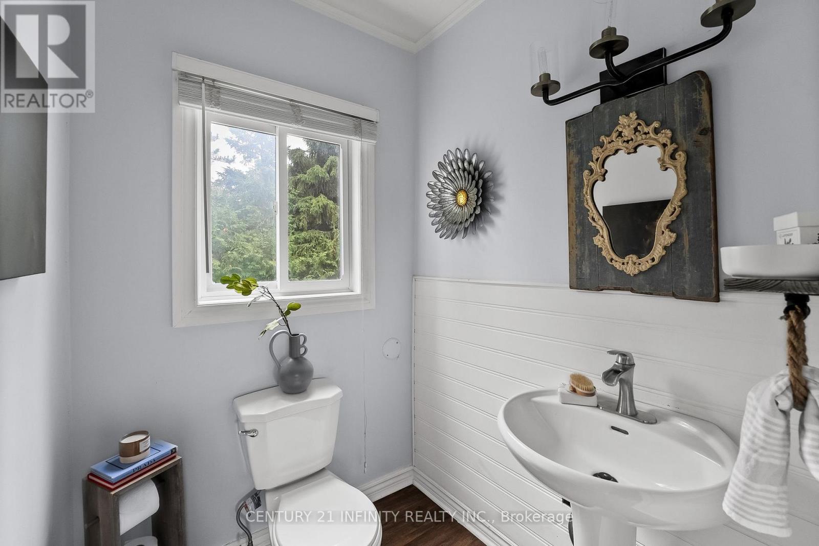 128 Glengarry Road, Kawartha Lakes (Manvers), Ontario  L0A 1A0 - Photo 20 - X12256721