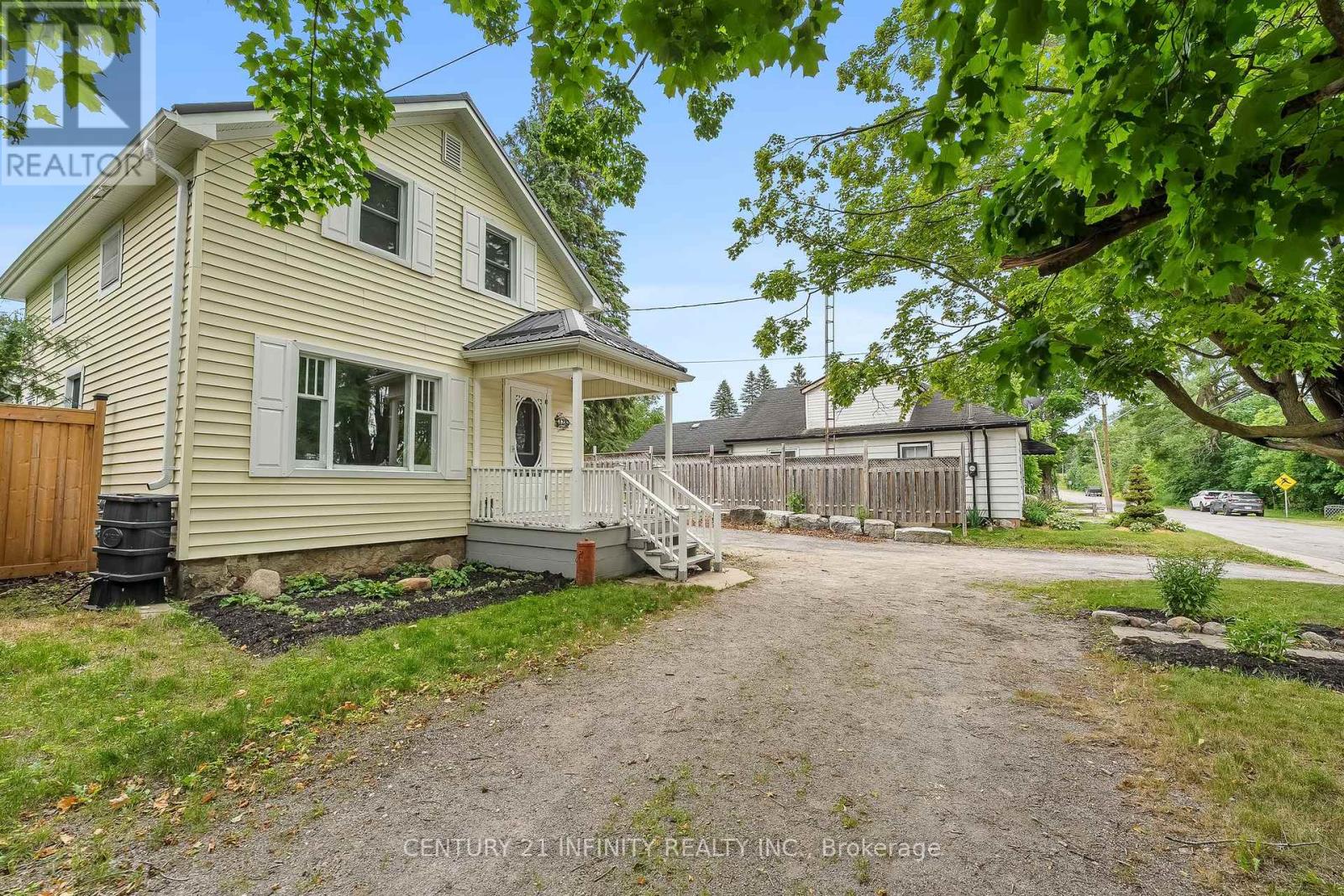 128 Glengarry Road, Kawartha Lakes (Manvers), Ontario  L0A 1A0 - Photo 3 - X12256721