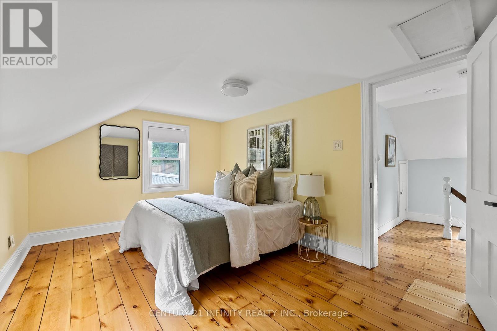 128 Glengarry Road, Kawartha Lakes (Manvers), Ontario  L0A 1A0 - Photo 32 - X12256721