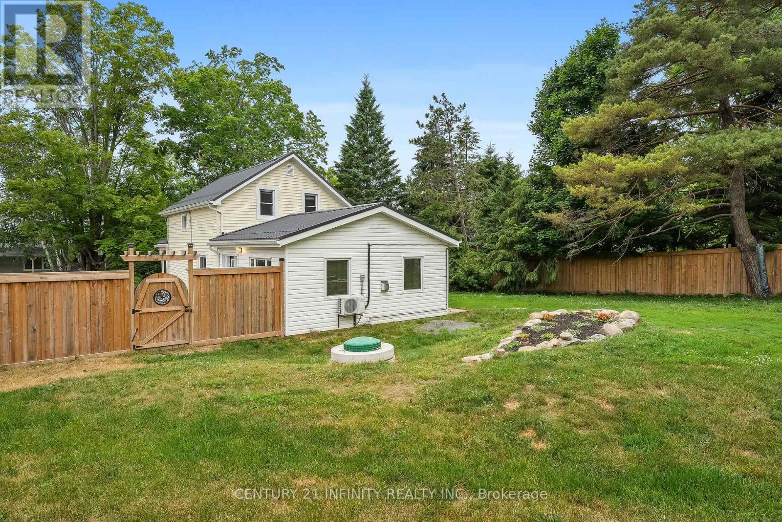 128 Glengarry Road, Kawartha Lakes (Manvers), Ontario  L0A 1A0 - Photo 37 - X12256721