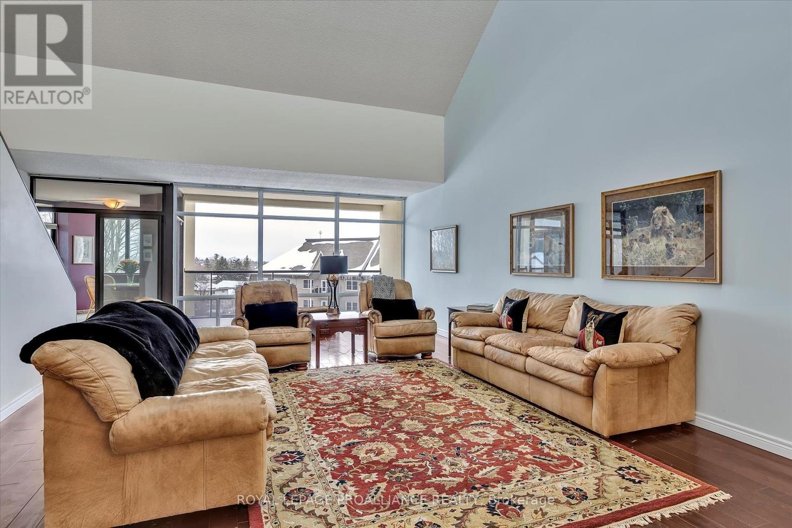 501 - 1818 Cherryhill Road, Peterborough West (Central), Ontario  K9K 1S6 - Photo 3 - X12256638