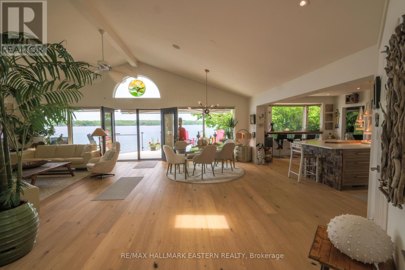 1052 Tedford Lane, Douro-Dummer, Ontario  K0L 2H0 - Photo 12 - X12256960
