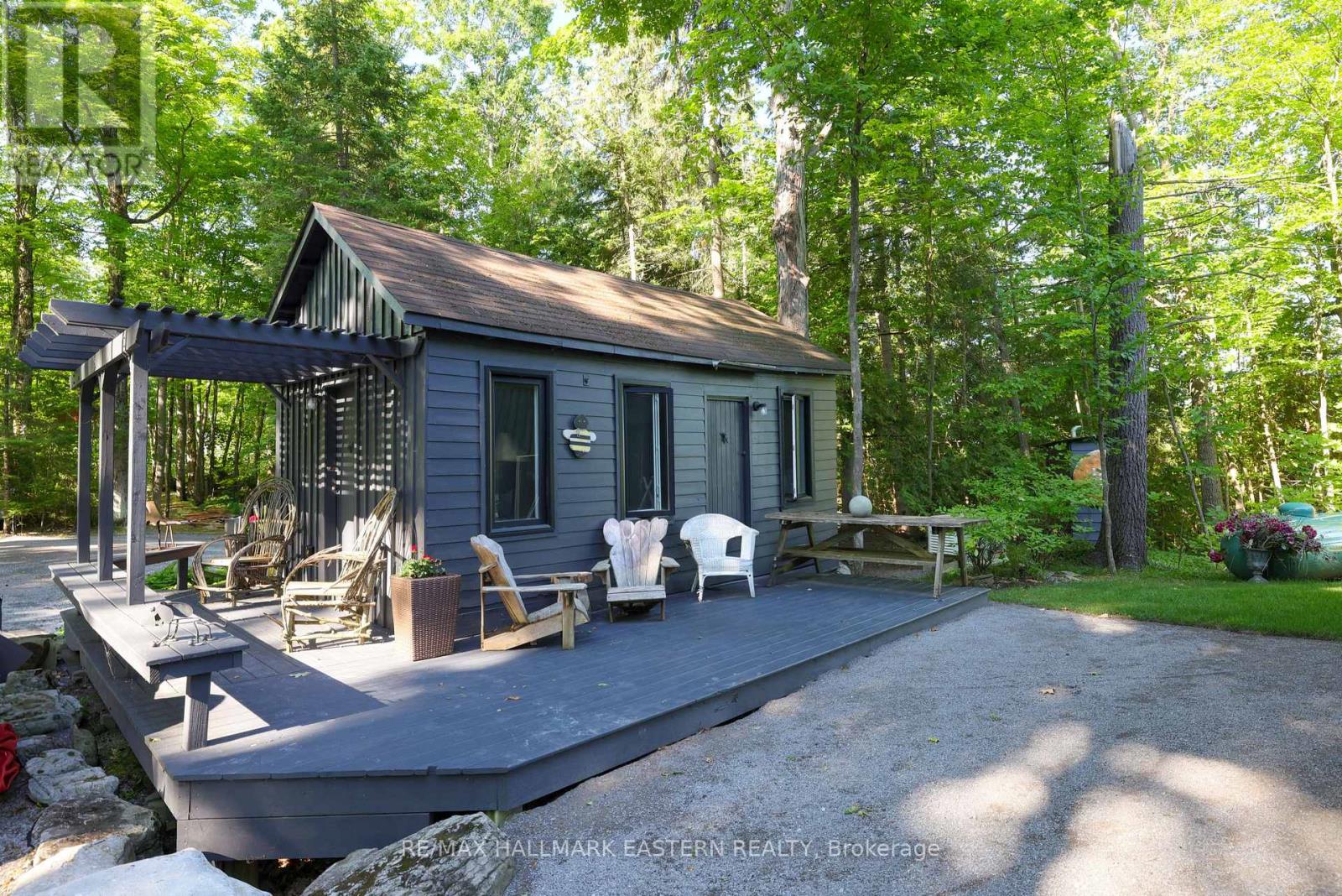 1052 Tedford Lane, Douro-Dummer, Ontario  K0L 2H0 - Photo 41 - X12256960