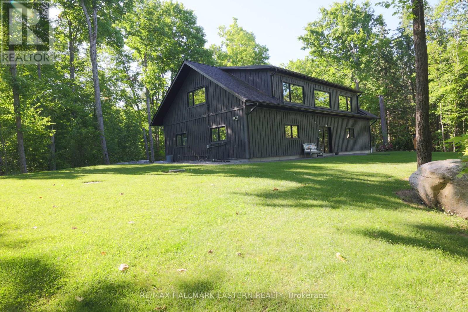 1052 Tedford Lane, Douro-Dummer, Ontario  K0L 2H0 - Photo 42 - X12256960