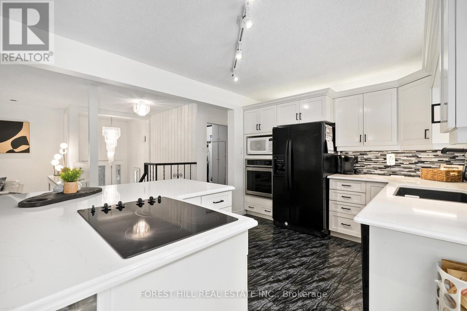 285 Cottonwood Drive, Peterborough West (North), Ontario  K9J 6N5 - Photo 15 - X12256847
