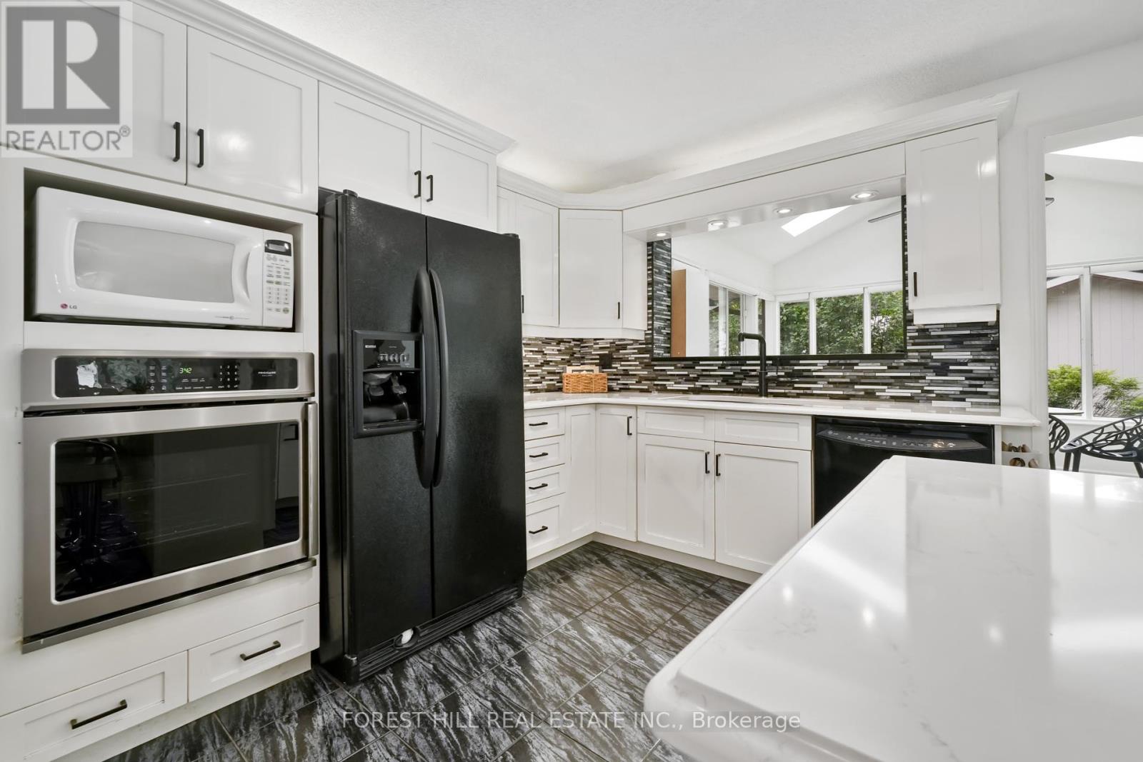 285 Cottonwood Drive, Peterborough West (North), Ontario  K9J 6N5 - Photo 16 - X12256847