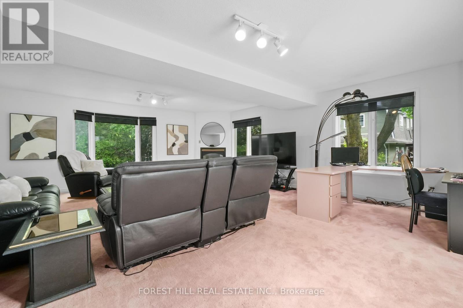 285 Cottonwood Drive, Peterborough West (North), Ontario  K9J 6N5 - Photo 32 - X12256847