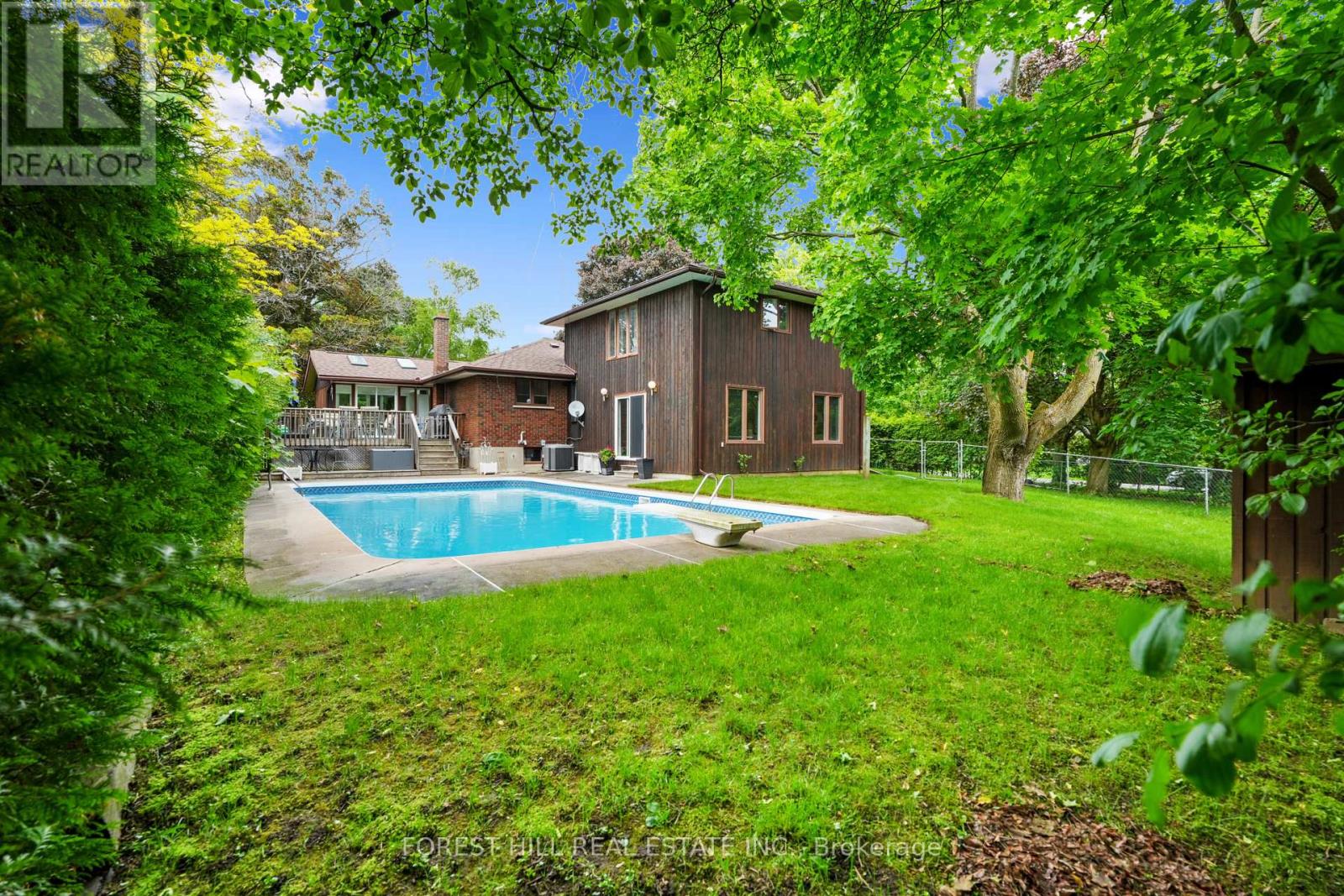 285 Cottonwood Drive, Peterborough West (North), Ontario  K9J 6N5 - Photo 5 - X12256847