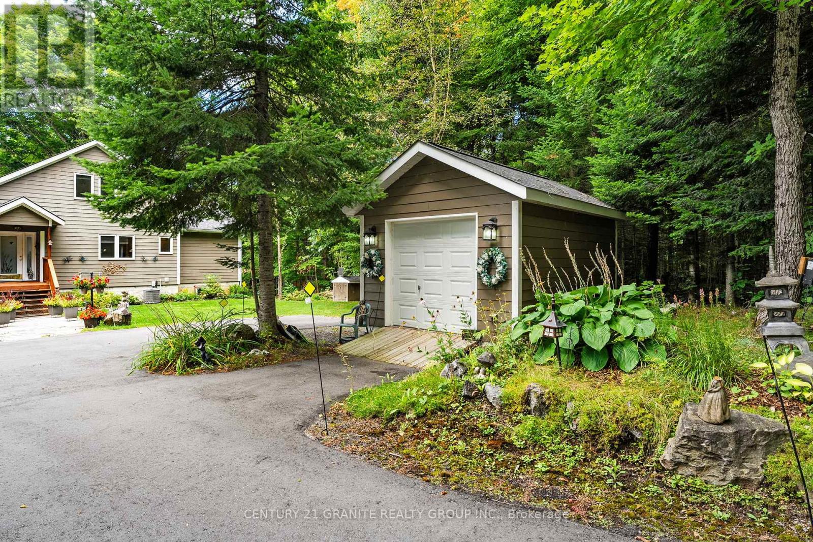 1238 Houston Road, Highlands East (Cardiff Ward), Ontario  K0L 1C0 - Photo 43 - X12257112