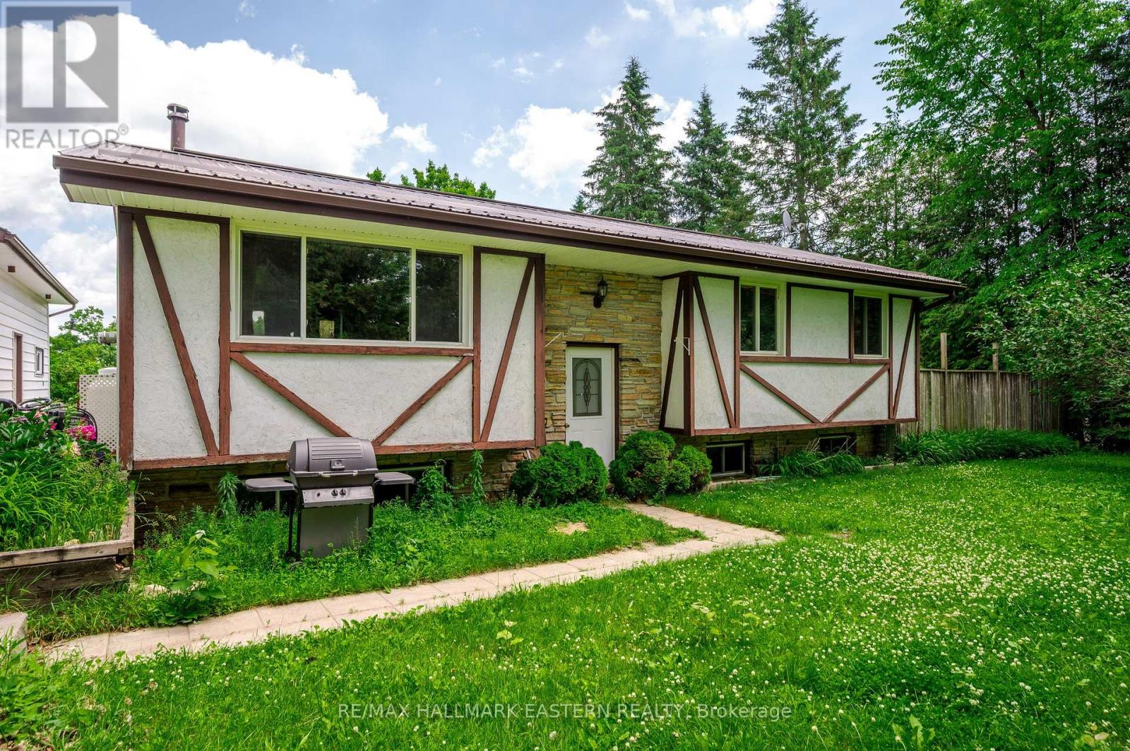 1625 Camp Line Road, Douro-Dummer, Ontario  K0L 2H0 - Photo 2 - X12257144