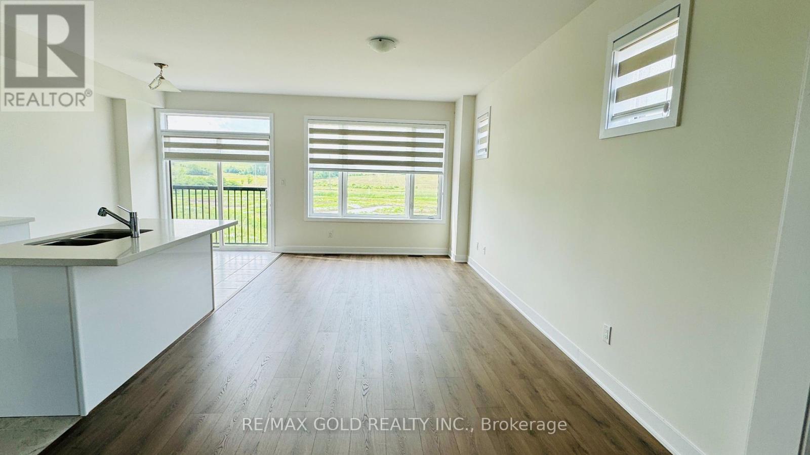 130 Pike Street, Peterborough North (North), Ontario  K9K 0J5 - Photo 14 - X12257084
