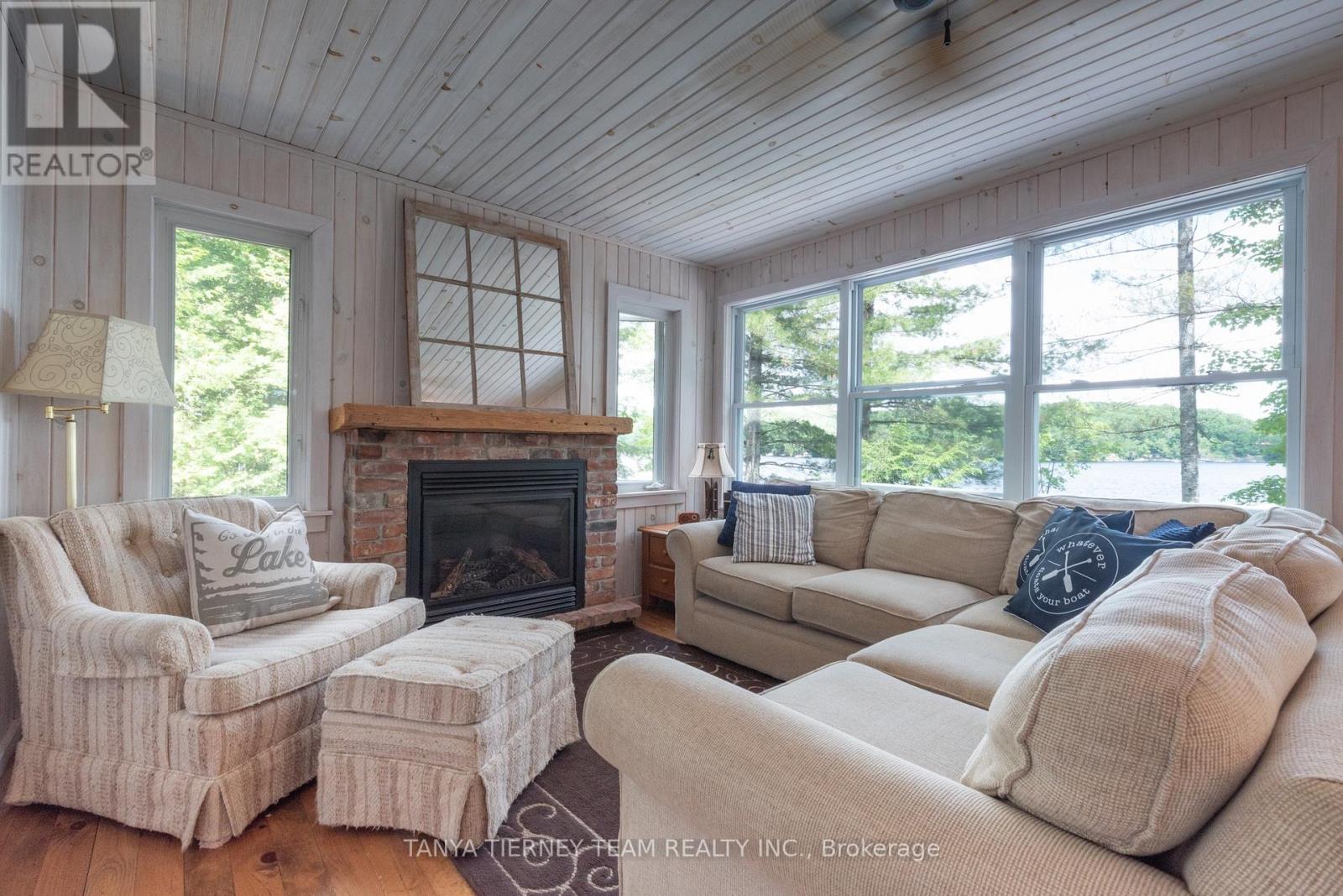 86 Fire Route 74d, North Kawartha, Ontario  K0L 1A0 - Photo 12 - X12257338