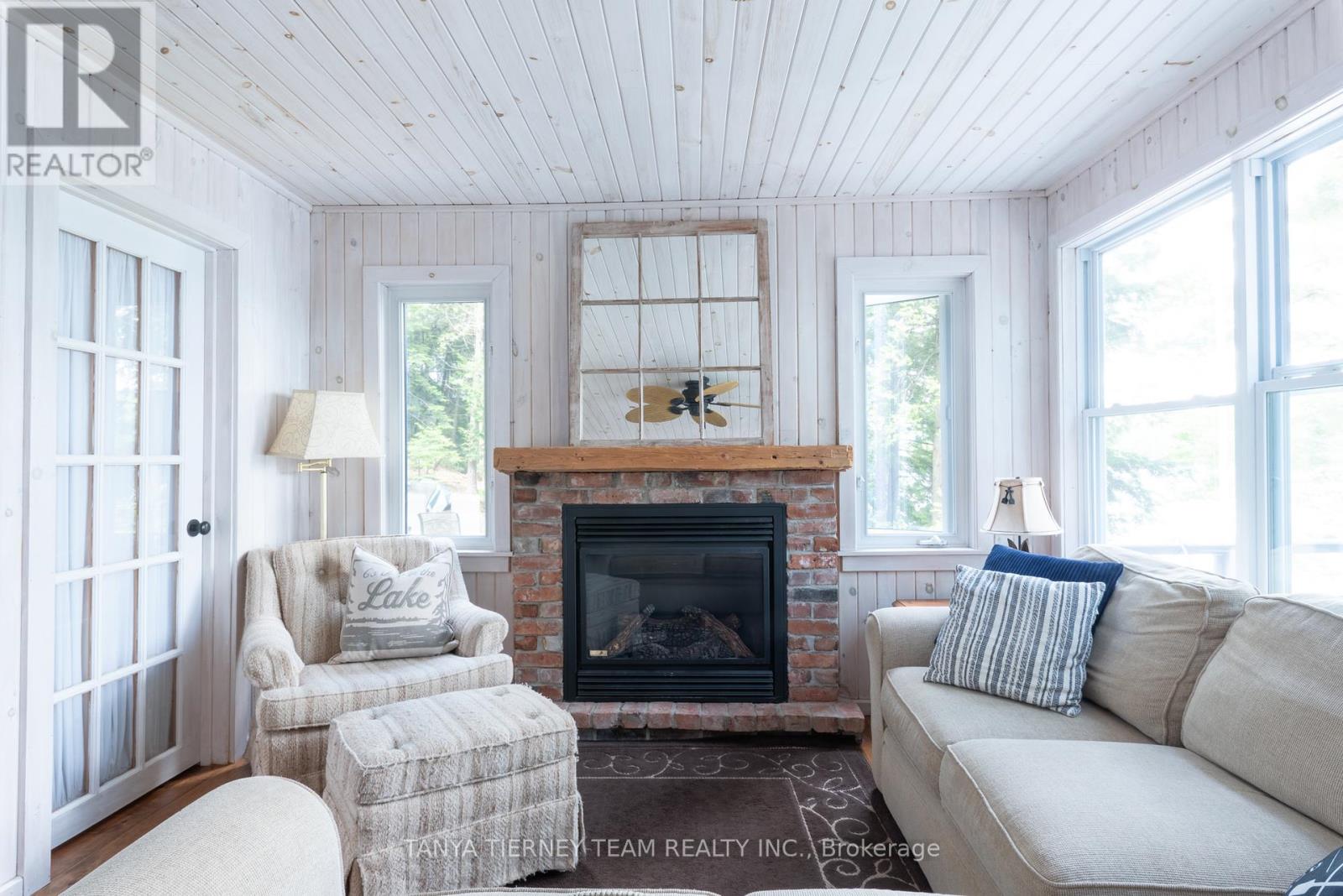 86 Fire Route 74d, North Kawartha, Ontario  K0L 1A0 - Photo 13 - X12257338