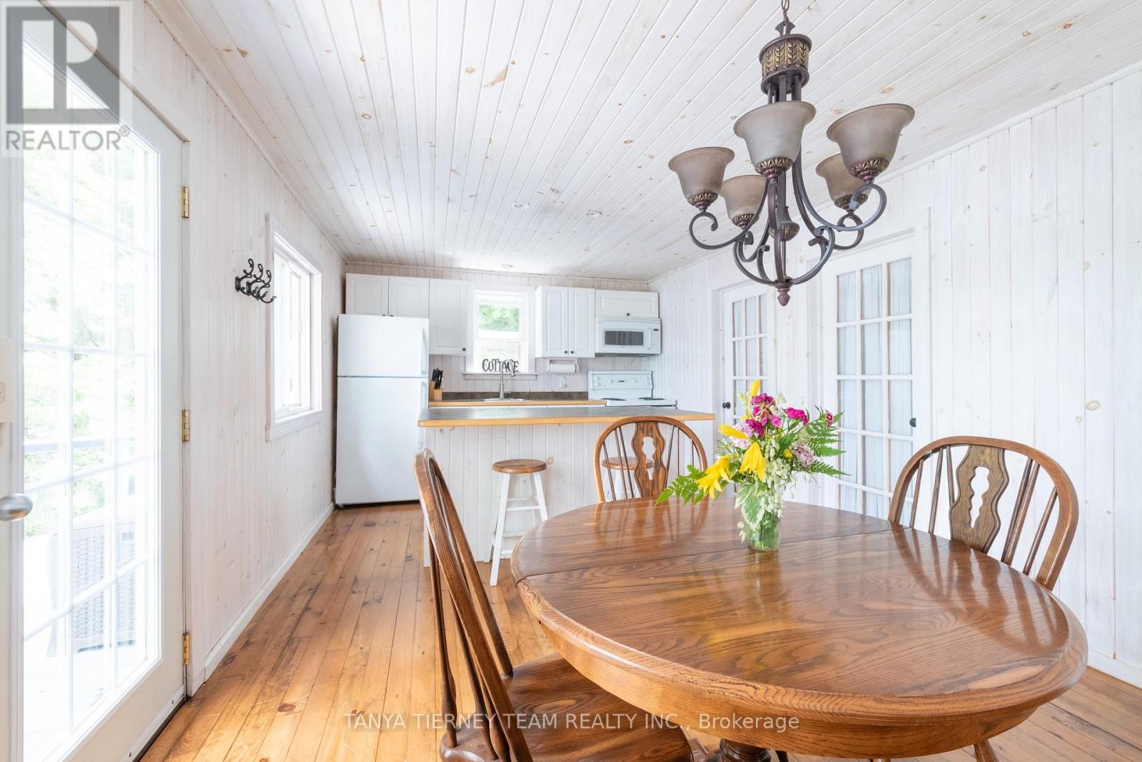 86 Fire Route 74d, North Kawartha, Ontario  K0L 1A0 - Photo 14 - X12257338