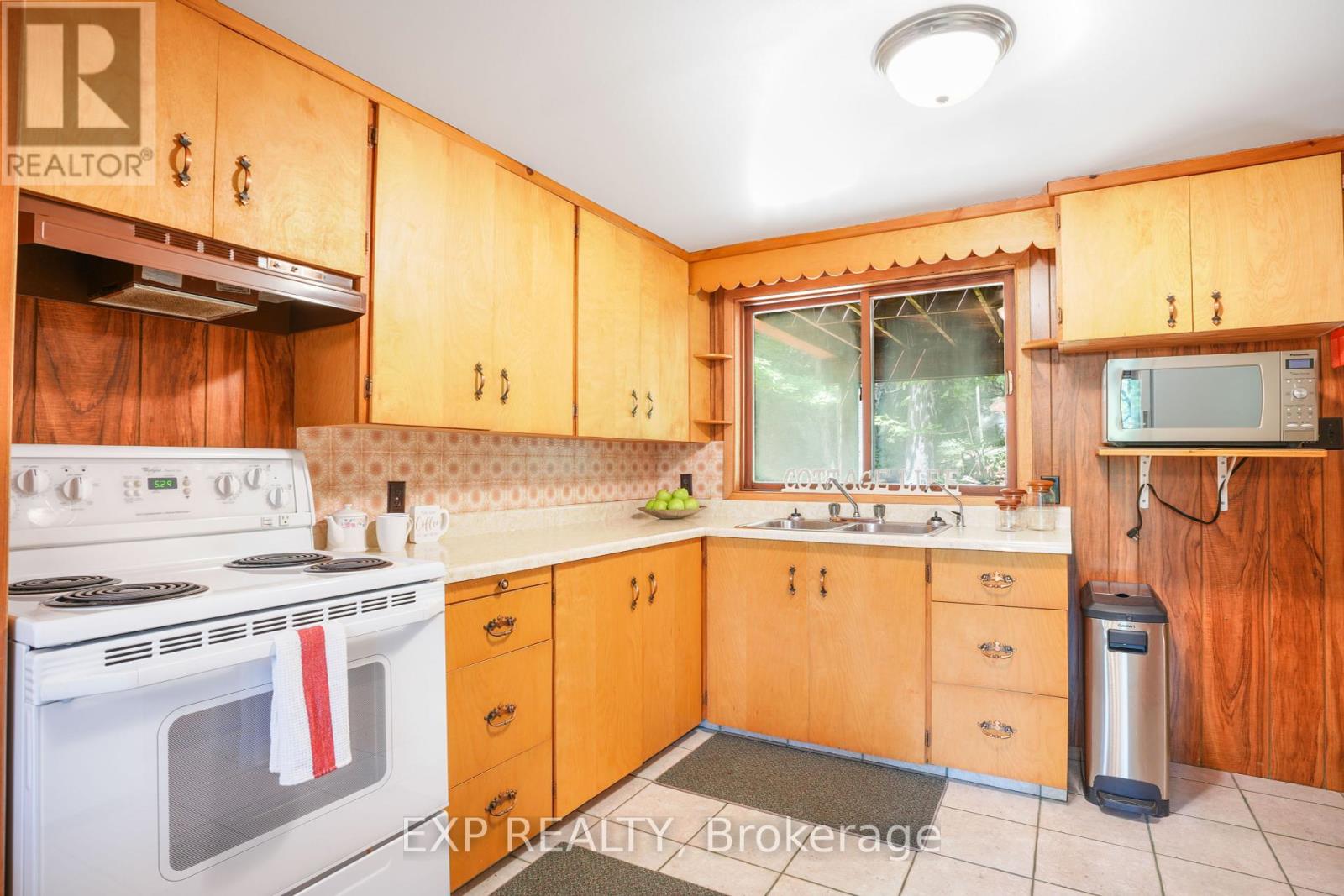71 Quail Lane, North Kawartha, Ontario  K0L 1A0 - Photo 8 - X12258120