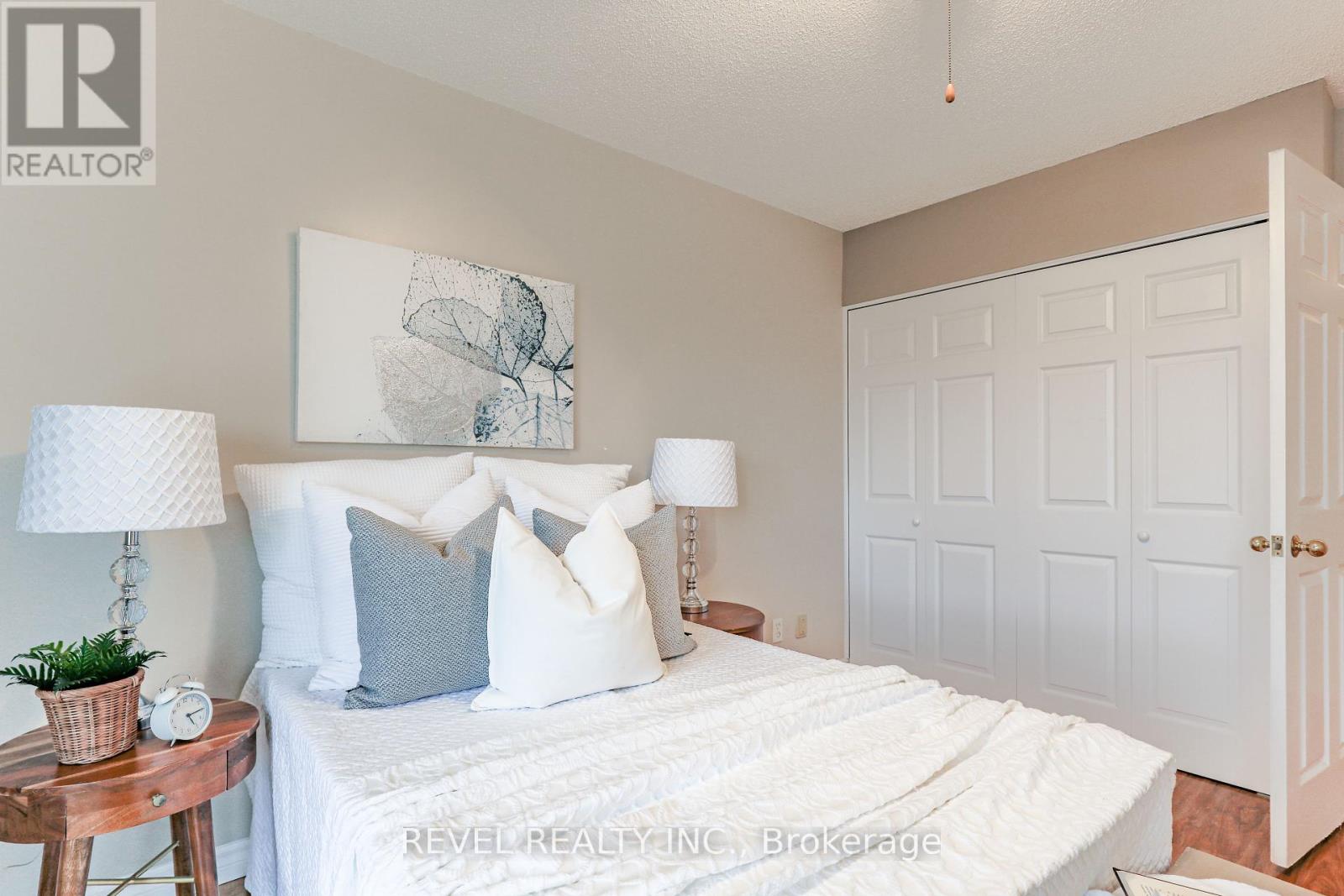 308 - 4 Heritage Way, Kawartha Lakes (Lindsay), Ontario  K9V 5Z2 - Photo 15 - X12258298