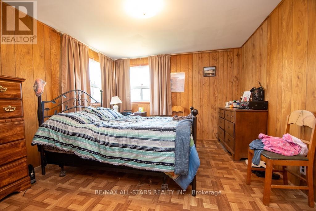 68 Charlore Park Drive, Kawartha Lakes (Emily), Ontario  K0L 2W0 - Photo 13 - X12258503