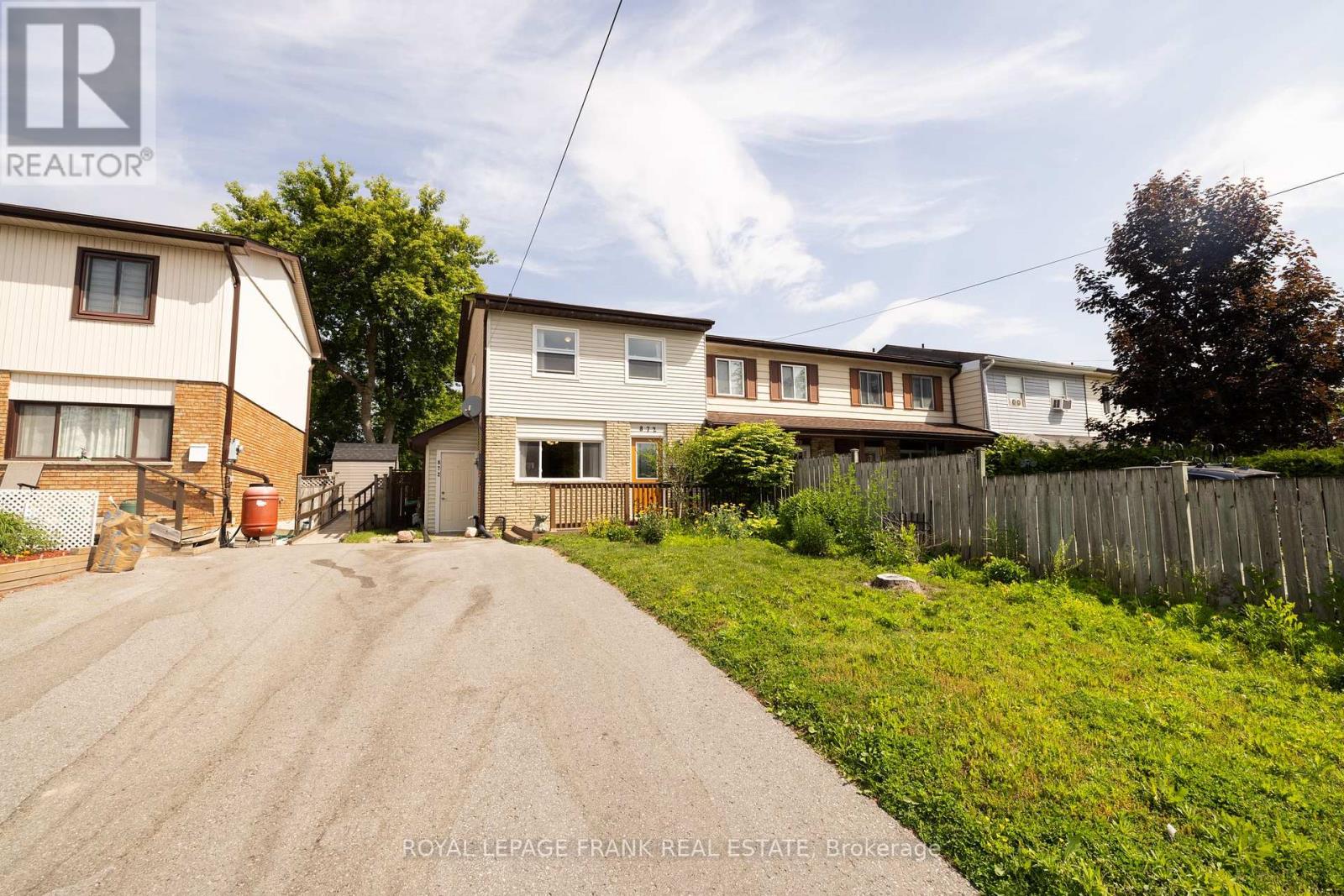 872 Chamberlain Street, Peterborough Central (South), Ontario  K9J 4M7 - Photo 1 - X12258528