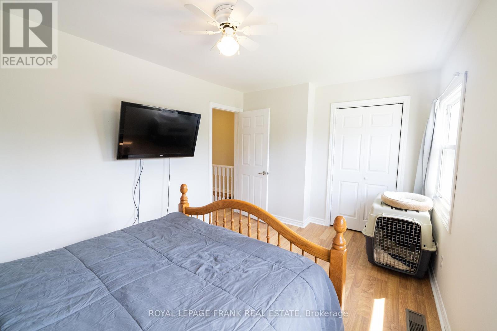 872 Chamberlain Street, Peterborough Central (South), Ontario  K9J 4M7 - Photo 14 - X12258528