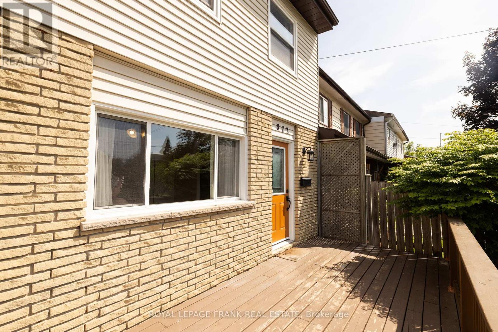872 Chamberlain Street, Peterborough Central (South), Ontario  K9J 4M7 - Photo 4 - X12258528