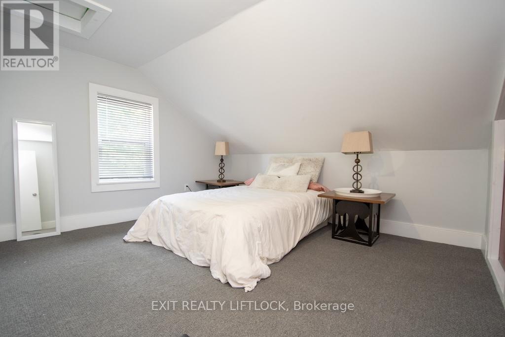 210 Dublin Street, Peterborough Central (North), Ontario  K9H 3B7 - Photo 22 - X12258551