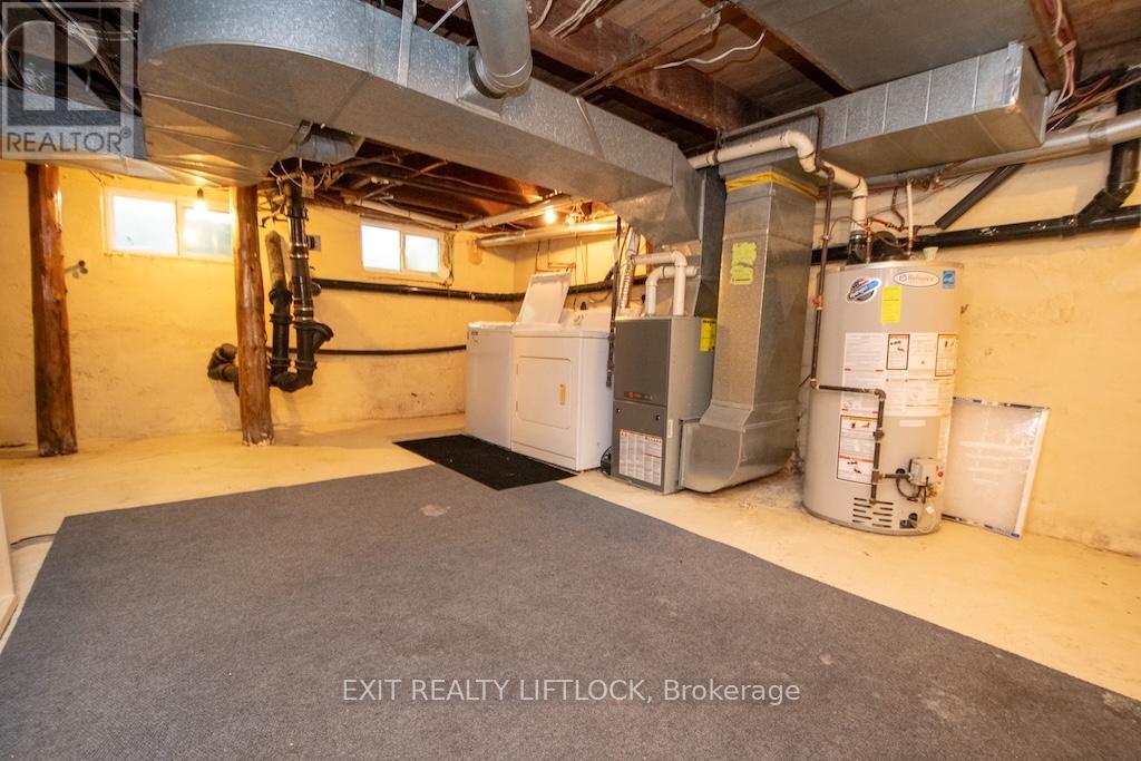 210 Dublin Street, Peterborough Central (North), Ontario  K9H 3B7 - Photo 28 - X12258551
