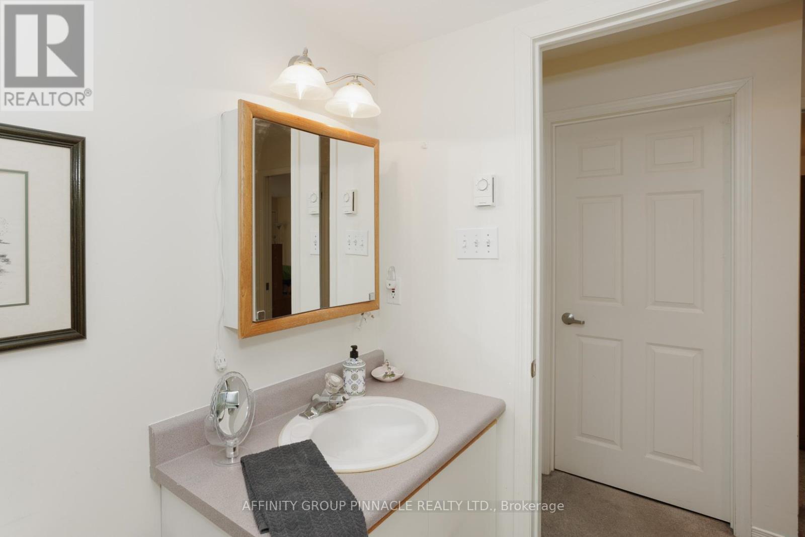 312 - 8 Huron Street, Kawartha Lakes (Lindsay), Ontario  K9V 6K3 - Photo 35 - X12258598