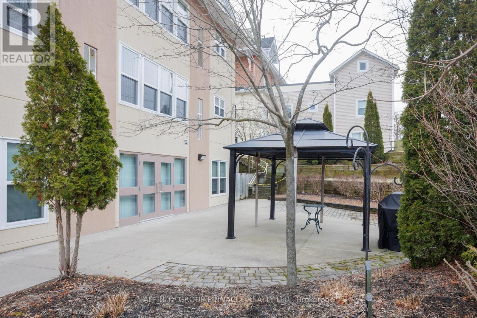 312 - 8 Huron Street, Kawartha Lakes (Lindsay), Ontario  K9V 6K3 - Photo 5 - X12258598