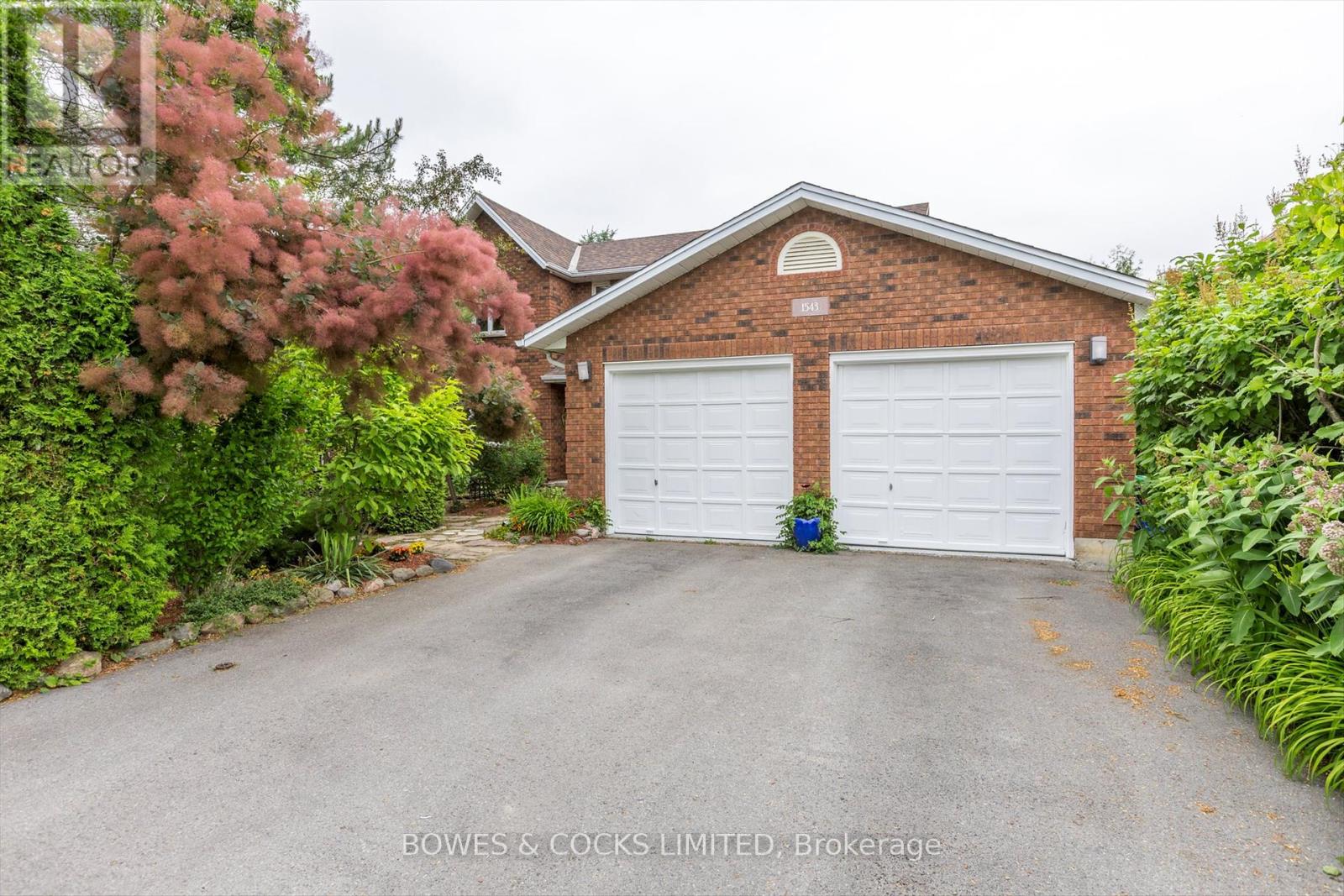 1543 Scollard Crescent, Peterborough East (North), Ontario  K9H 7L1 - Photo 2 - X12258674
