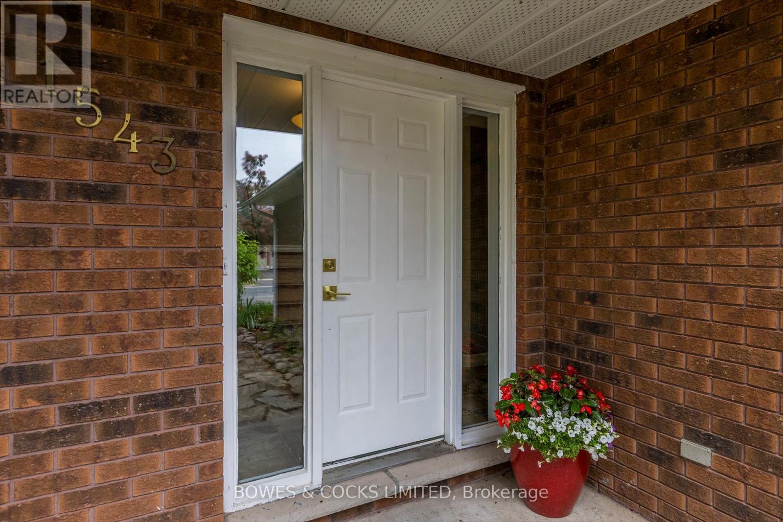 1543 Scollard Crescent, Peterborough East (North), Ontario  K9H 7L1 - Photo 4 - X12258674