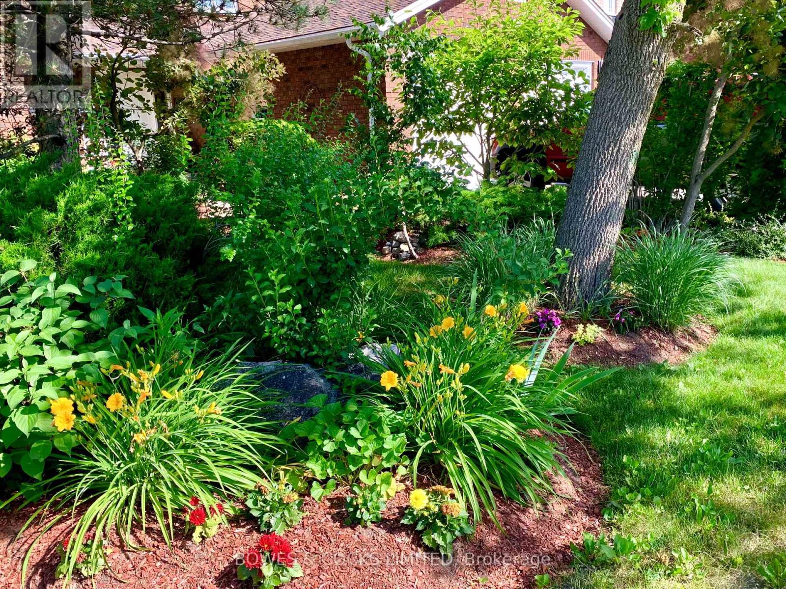 1543 Scollard Crescent, Peterborough East (North), Ontario  K9H 7L1 - Photo 48 - X12258674