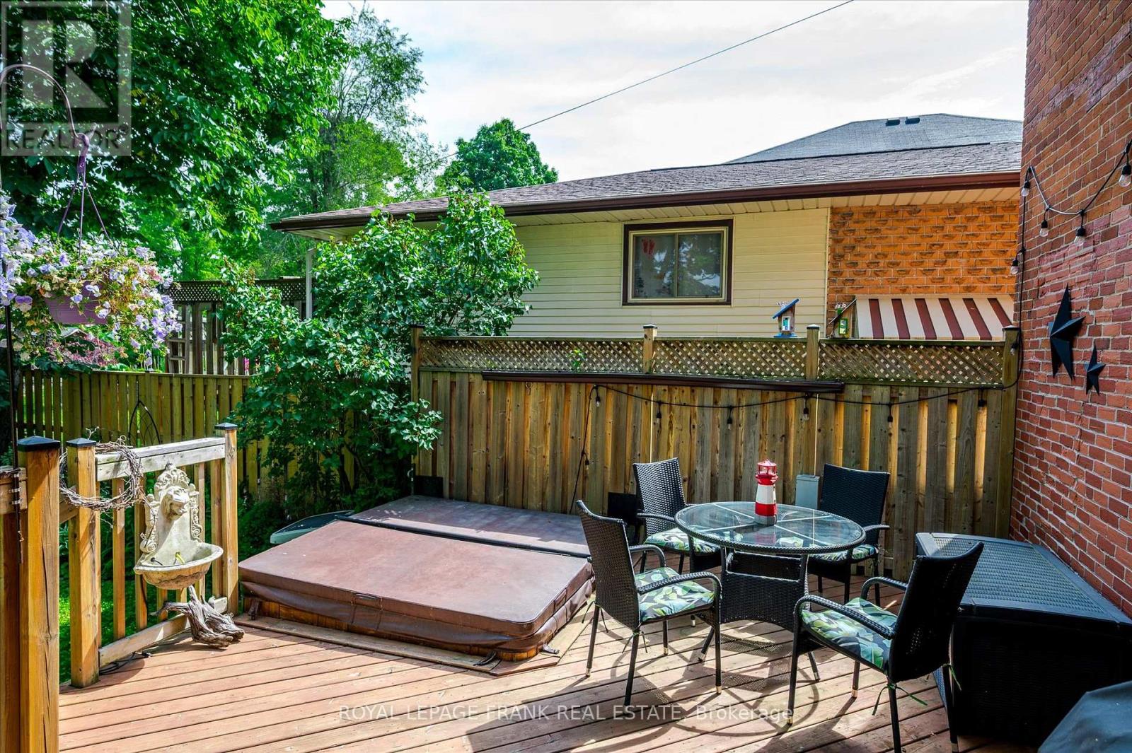 46 Sophia Street, Peterborough East (Central), Ontario  K9H 1E1 - Photo 24 - X12258763