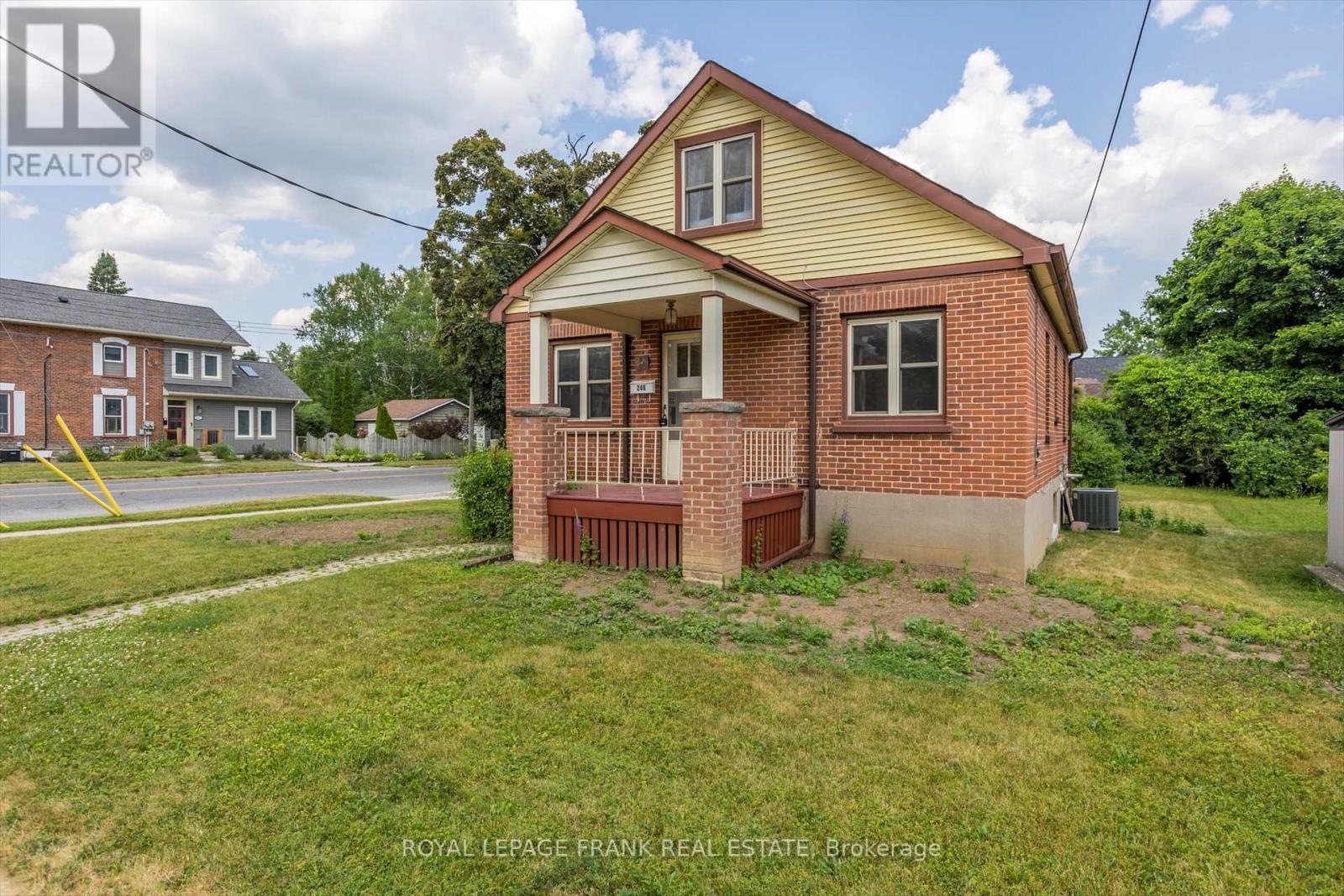 246 Mark Street, Peterborough East (Central), Ontario  K9H 1V2 - Photo 1 - X12259300